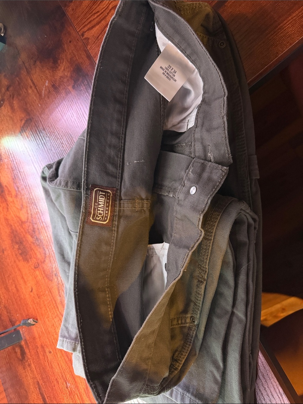 Schmidt Men's Cargo Pants in Olive Green